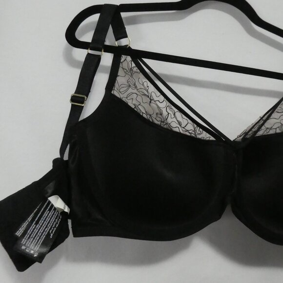 AG - ASHLEY GRAHAM | 40 DDD | Black Lace Detailed Bra - Picture 11 of 14